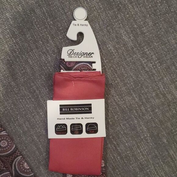 BILL ROBINSON Men's Tie & Hanky Paisley Red Black Beige 58L 3.5W MINT Retail$89 - Picture 2 of 11